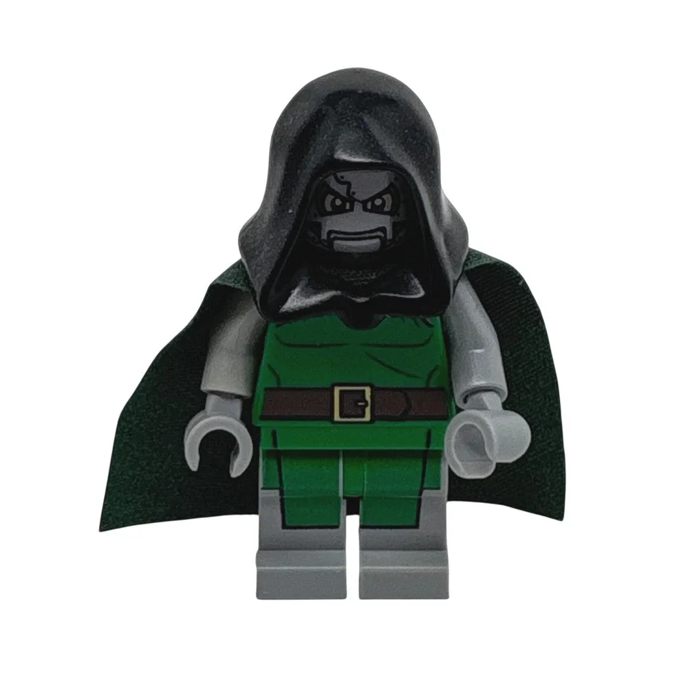 LEGO Marvel Super Heroes Doctor Doom Minifigure Dr. Doom Green Tunic Fabric Cape